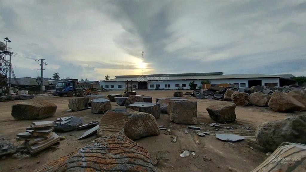 Bán nhà xưởng 27.000 m2 (có 2000m2 đất skc) tại xã xuân phú, huyện xuân lộc, đồng nai