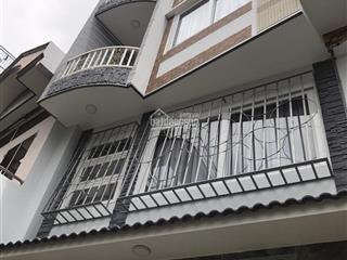 Nhà hẻm xe hơi cmt8 gần clb lan anh, p13, q10, 18tr/th. 0909 579 *** 0978 508 *** hưng