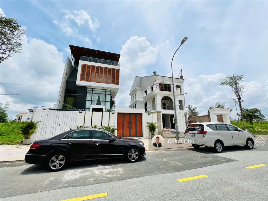 Chính chủ bán gấp nền biệt thự dt 9x17m, kdc ven sông  bộ công an  giá 13.5 tỷ