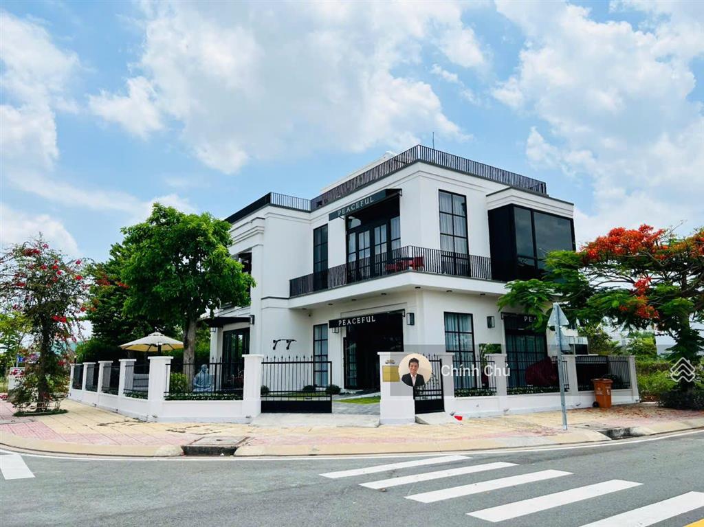 Chính chủ bán gấp nền biệt thự dt 9x17m, kdc ven sông  bộ công an  giá 13.5 tỷ