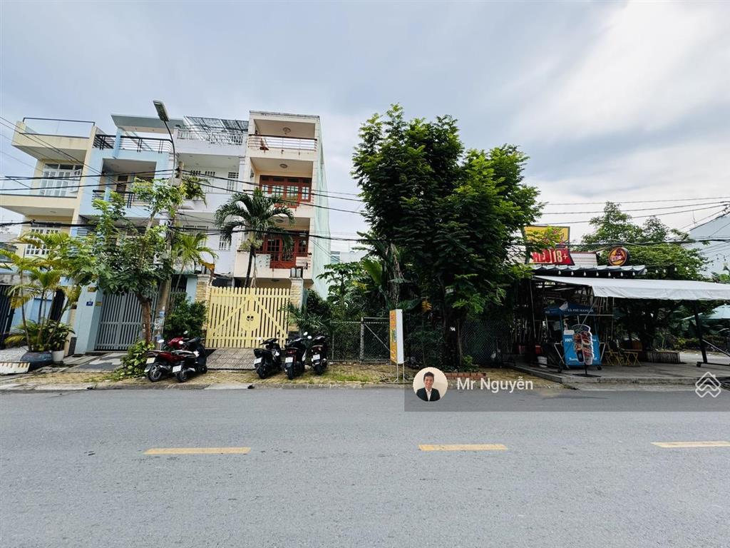 Chính chủ bán đất dt 7m x 19m = 133m2, đường 14m, gp xây dựng hầm 4 tầng. giá đầu tư 15.5 tỷ tl