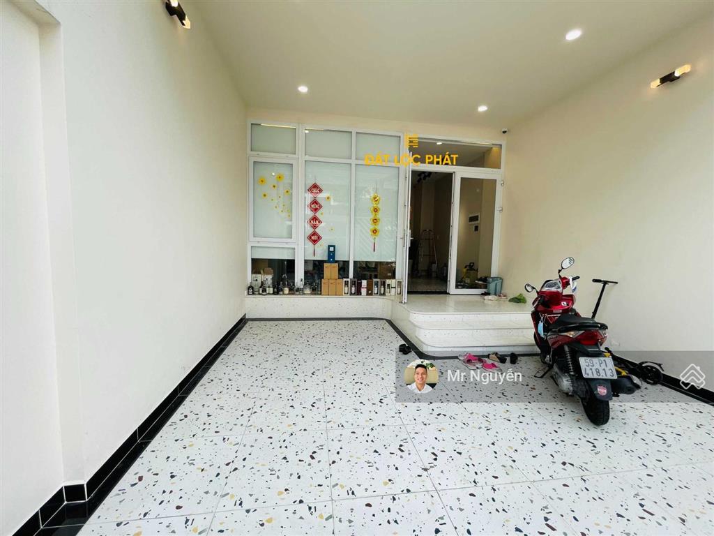 Kẹt tiền bán nhà phố kdc jamona golden silk quận 7  dt 5,4x20m (104m2) giá 16,8 tỷ. giá thật 100%