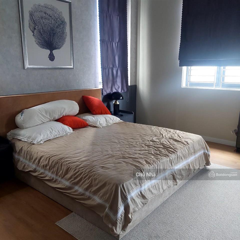 Cần tiền kinh doanh! bán biệt thự nguyễn thị thập him lam q7, dt 10x20m, có thang máynội thất đẹp