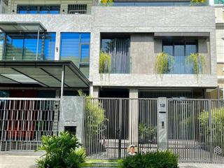 Giảm mạnh 3 tỷ  bán gấp biệt thự khu hưng thái quận 7  đây là căn nhà tốt nhất phú mỹ hưng