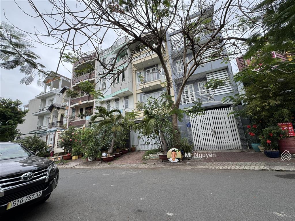 Chính chủ bán nhà mặt phố 4 tầng kdc nam long trần trọng cung quận 7, dt 5x24  giá 16.5 tỷ