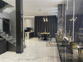 Nợ ngân hàng ! biệt thự mỹ giang 2  khu cảnh đồi, phú mỹ hưng q7  ngay cầu ánh sao, bến du thuyền