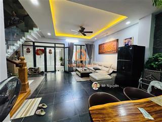 Tôi bán biệt thự 4 tầng fulll nội thất + thiết kế ánh sáng dt 7 x 19m, đường 16m kdc phú mỹ quận 7