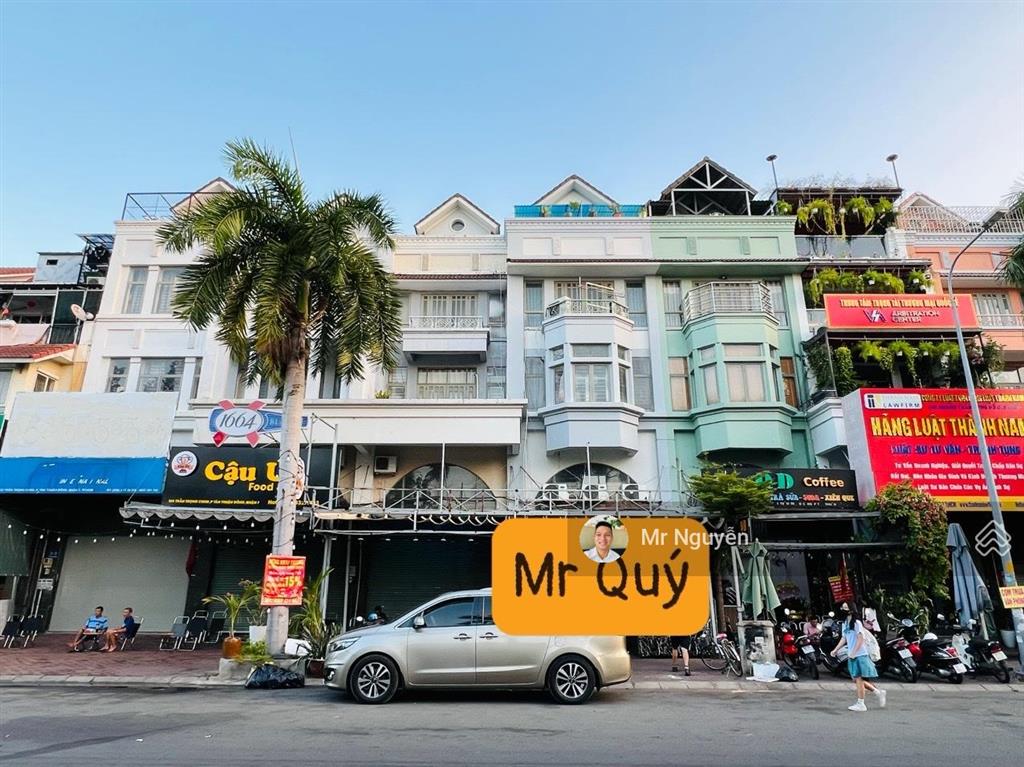 Cần tiền bán nhanh nhà phố 4 tầng khu nam long quận 7, dt 5x24m, giá 18 tỷ, có thang máy