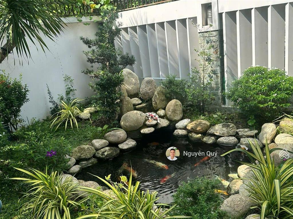 Biệt thự tốt nhất phú mỹ vạn phát hưng  dt 10.5x21m giá 31.5 tỷ  ngay trường canada, có hồ bơi