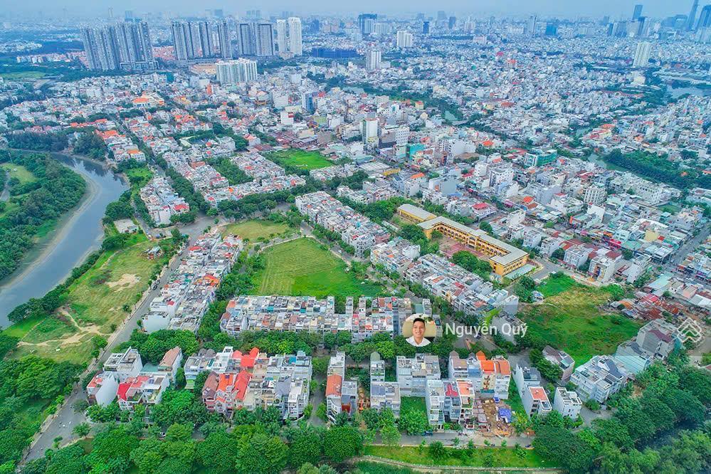 Trả nợ bank quá cao ! cần tiền bán gấp lô đất đường 65, vị trí kinh doanh 238m2 kdc tân quy đông q7