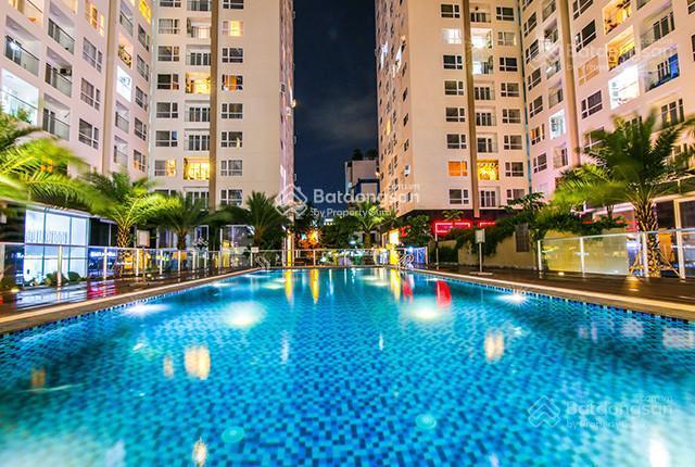 Bán gấp căn hộ cc oriental plaza, 83m2, 2pn, 2wc, bancol, giá tốt 3.3 tỷ, 0902 666 *** sổ hồng