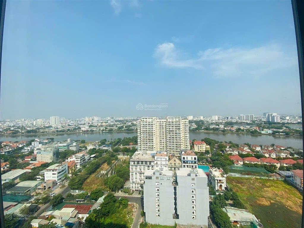 Chính chủ bán căn hộ tropic garden block c 112m2, làm thành 2pn 2wc không nt, 9.15tỷ.  0973 282 ***