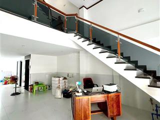 Căn shophouse đường thái sơn 2 (20m)  làm hoàn thiện 2.4 tỷ nhưng bán giá chỉ 7.6 tỷ  lỗ hơn 1 tỷ