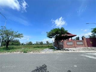 Chủ cần bán lô đất cách vinhomes hậu nghĩa 5ph, đối diện kcn đức hòa 3, sổ sẵn công chứng ngay