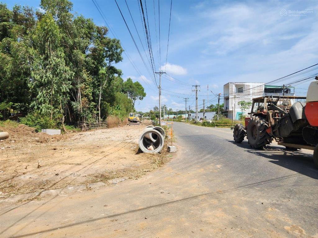Chủ cần tiền cắt lỗ bán gấp lô đất tphcm đối diện khu tái định cư hòa long, phù hợp mua ở, đầu tư