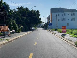 Cần bán gấp lô đất mặt tiền hồ tri tân giá 2tỷ520,gần trường mần non song ngữ stảr ,cách biển 15ph