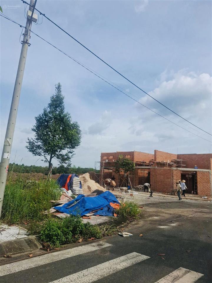 Anh chủ bán gấp lô đất ngay bệnh viện hoàn mỹ, đối diện kcn tiện xây trọ, kế bên khu tái định cư