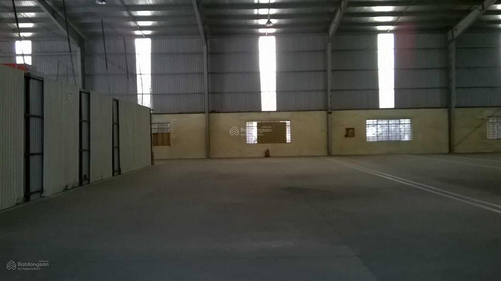 Cho thuê kho xưởng tại lô 4 kcn vĩnh tuy (gần vĩnh hưng, lĩnh nam) dt 2.000m² (có thể chia nhỏ)
