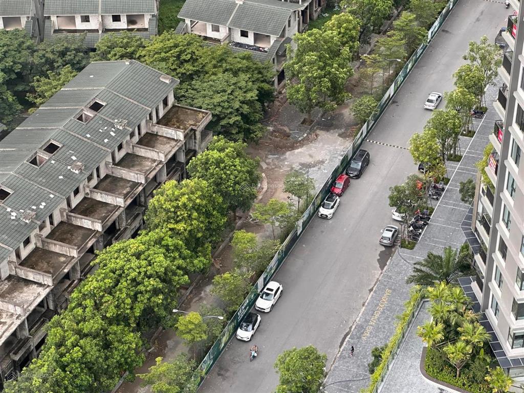 Cần bán căn góc vạn tuế ecopark 158m2, 5 tầng, hạ tầng sẵn sàng bàn giao