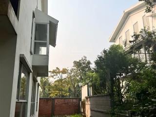 Bán biệt thự mimosa ecopark 189m2 hướng đông, hoàn thiện cơ bản, giá thỏa thuận
