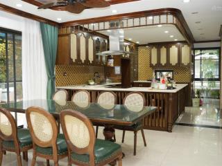 Chính chủ cần chuyển đổi bán căn biệt thự thương mại mặt đường 30m trục liên tỉnh