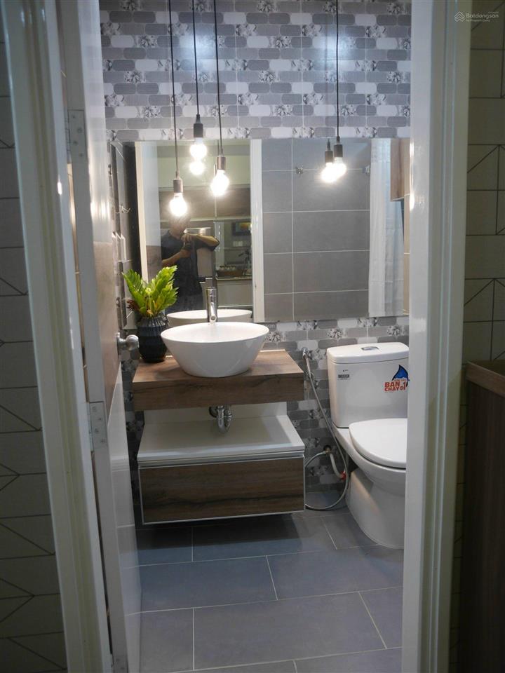 Cho thuê officetel 36m2. tại everrich quận 5 liền kề q1 q3 q6 q10. giá 10 triệu.  0912 607 ***