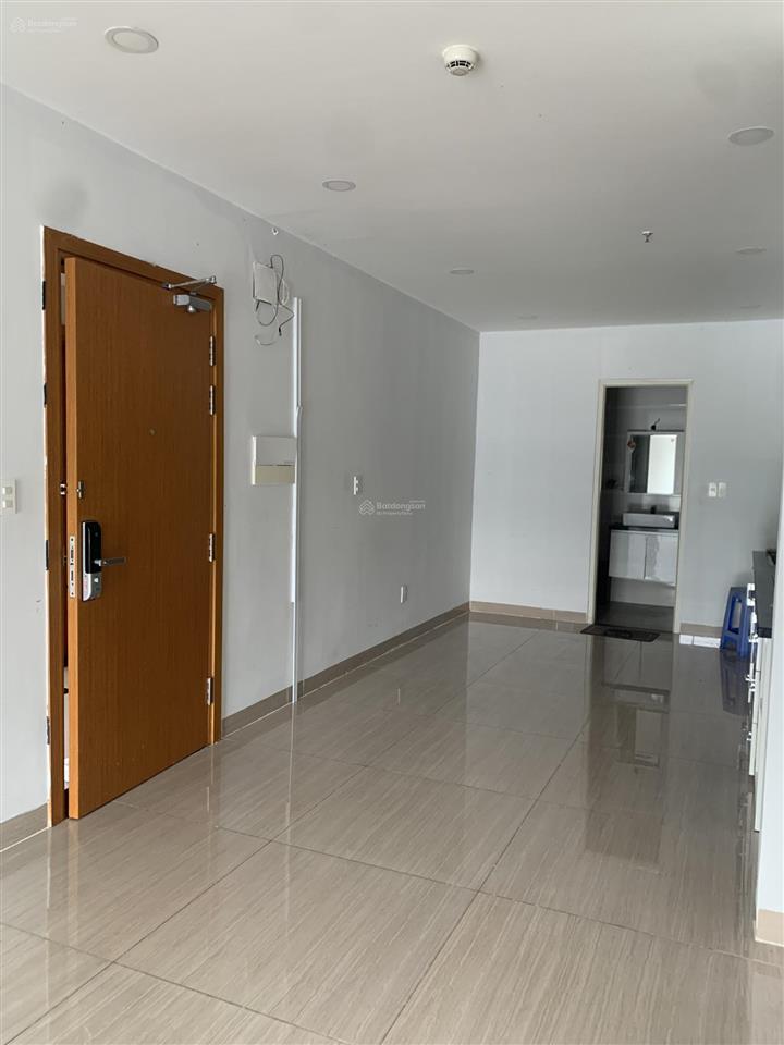 Cho thuê officetel 36m2. tại everrich quận 5 liền kề q1 q3 q6 q10. giá 10 triệu.  0912 607 ***