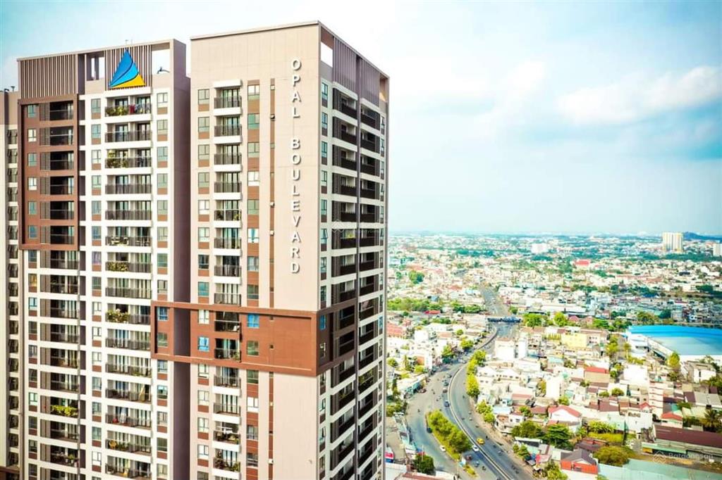 Bán ch opal boulevard 2 ty 950 tỷ, 74m2 có sổ bao thuế phí