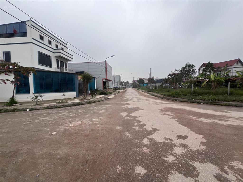 Cần bán lô góc 292m2 tại tđc tân hoa 2 phường đồng tiến tp phổ yên, thái nguyên. giáp kdt yên bình