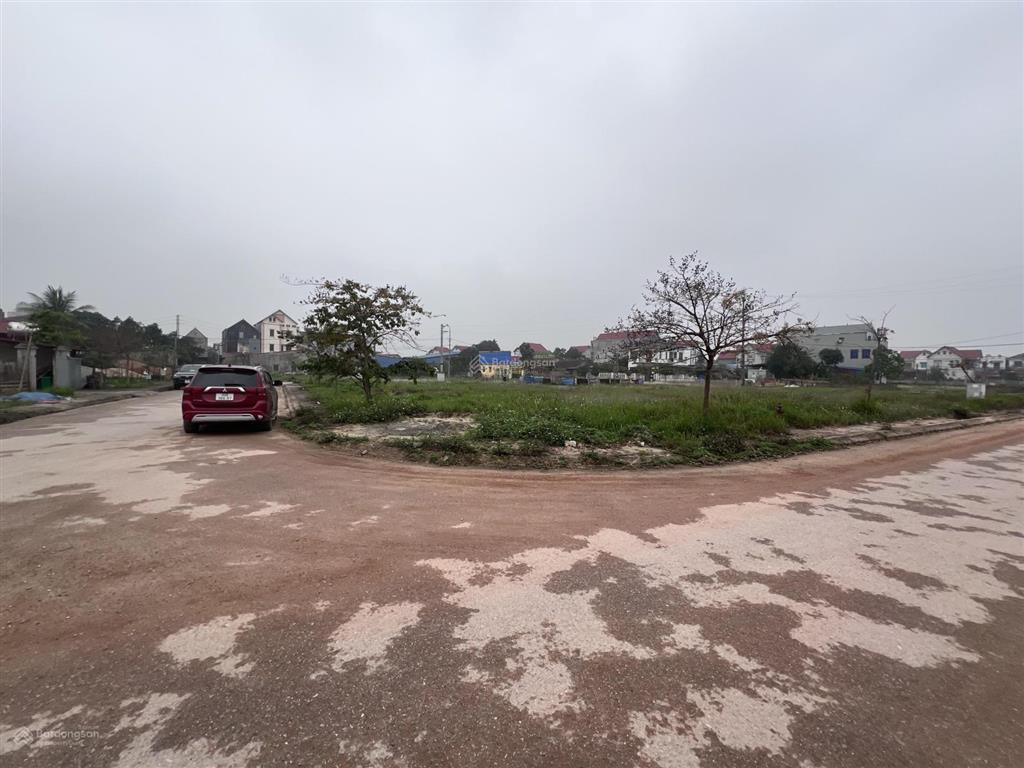 Cần bán lô góc 292m2 tại tđc tân hoa 2 phường đồng tiến tp phổ yên, thái nguyên. giáp kdt yên bình