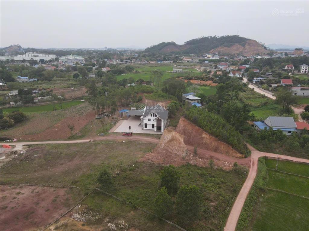 Bán gấp 1505m2 260m2 tc giáp kcn điềm thụy xã điềm thụy tỉnh thái nguyên. giá rẻ