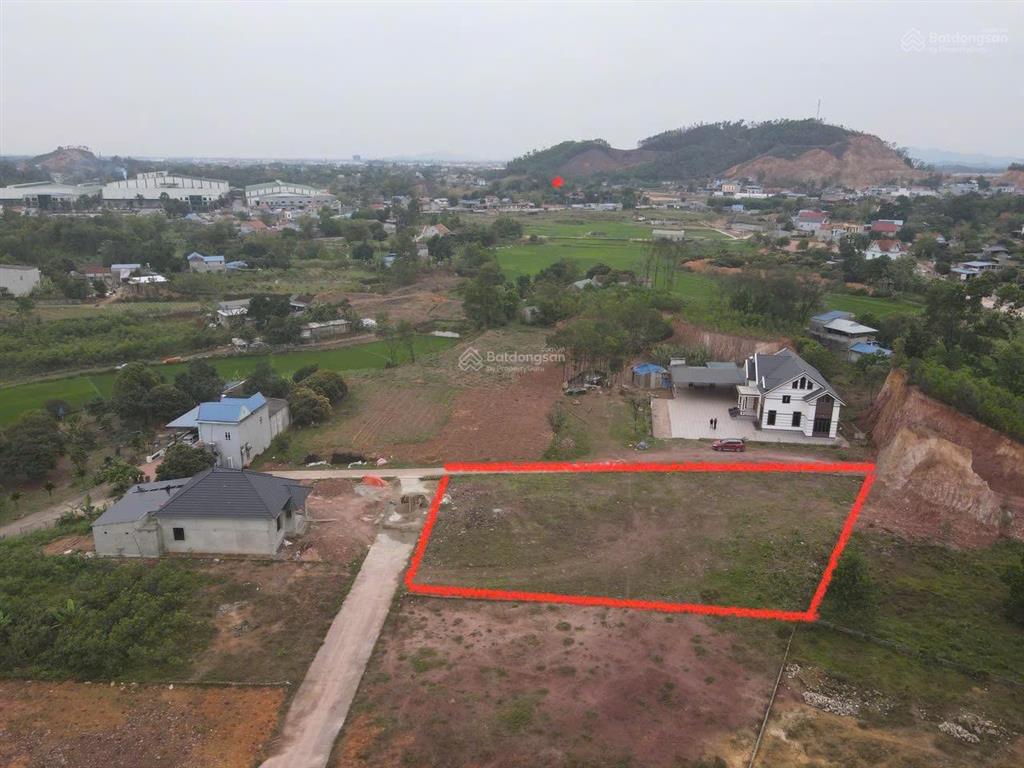 Bán gấp 1505m2 260m2 tc giáp kcn điềm thụy xã điềm thụy tỉnh thái nguyên. giá rẻ