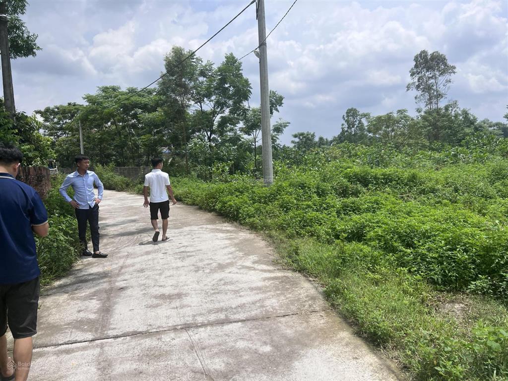 Bán gấp 500m2 có 200m2 tc tại xã đắc sơn tp phổ yên tỉnh thái nguyên, lô đất vuông vắn nở hậu