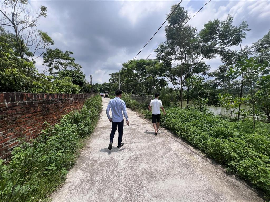 Bán gấp 500m2 có 200m2 tc tại xã đắc sơn tp phổ yên tỉnh thái nguyên, lô đất vuông vắn nở hậu