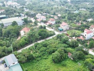 Chuyển nhượng diện tích 1.432m trong đó có 150m đất ở, còn lại là đất trồng cây lâu năm