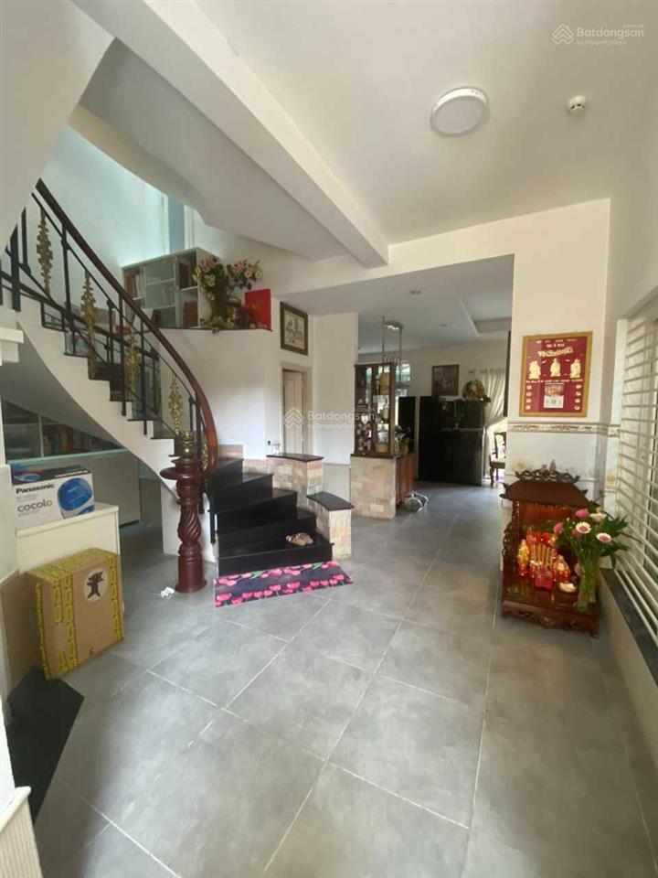 Cần bán biệt thự khu compound trần não, quận 2 với dtxd 294m2 (10x29m), giá 58 tỷ