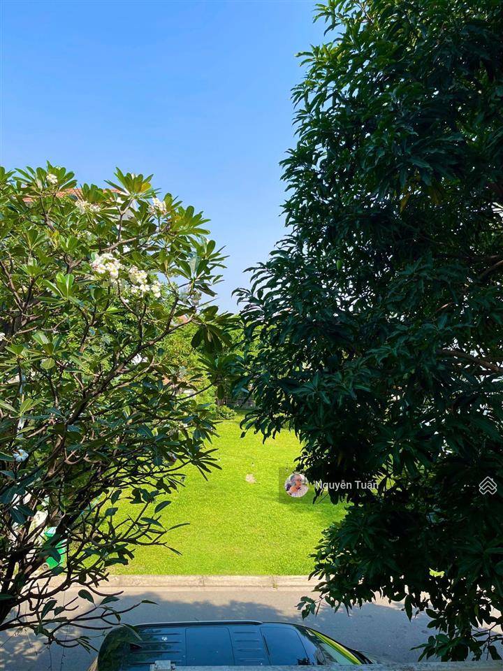 Bán biệt thự siêu đẹp ven sông sài gòn khu compound nguyễn văn hưởng, quận 2. dt 305m2(15x20,5)