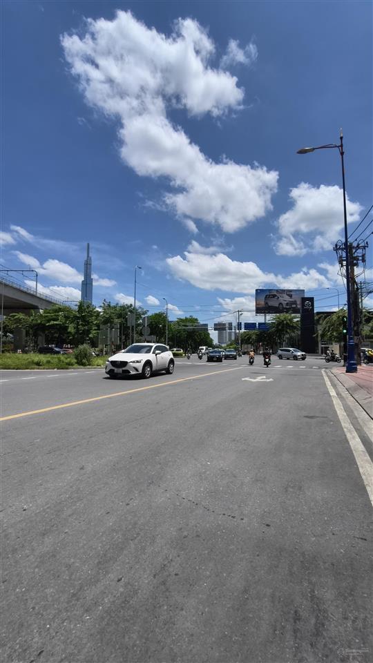 Bán đất mặt tiền đẹp  vị trí đắc địa tuyến võ nguyên giáp (xa lộ hà nội)