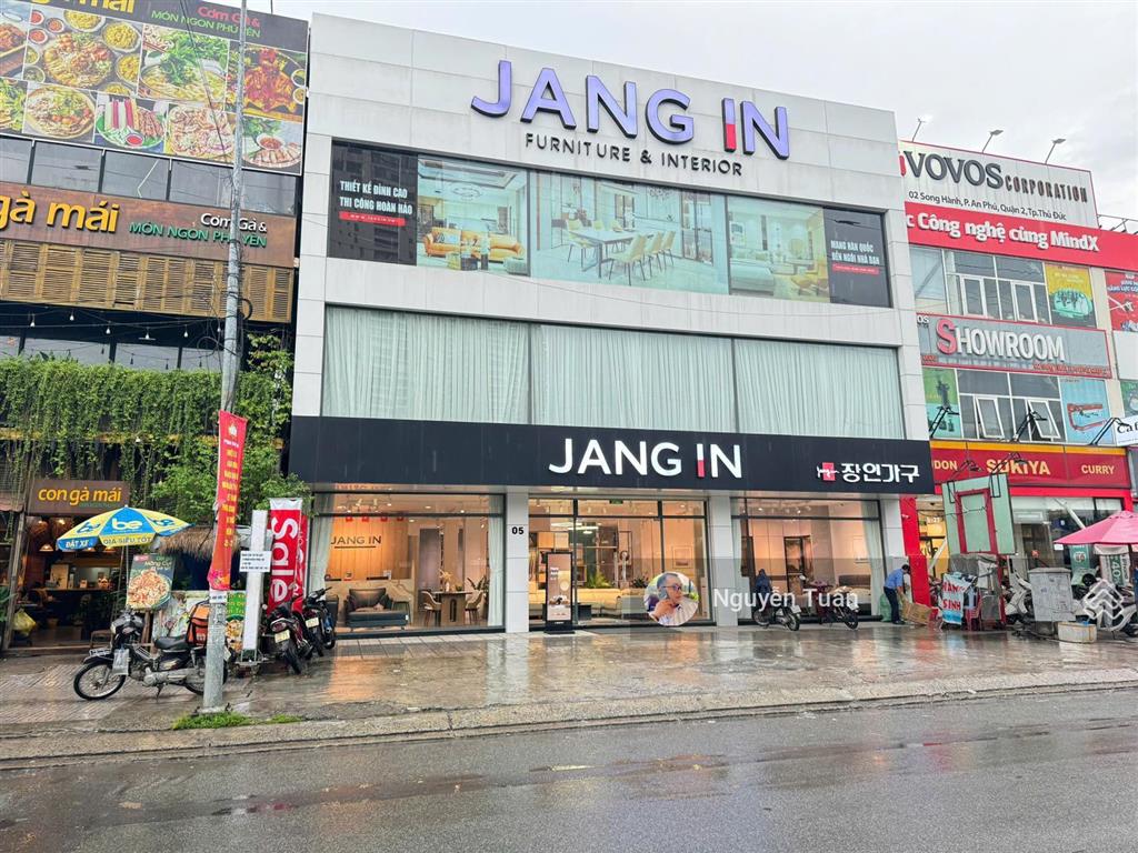 Bán nhà mặt tiền song hành  an phú  quận 2  dt 300m² hđ cho thuê 230tr/tháng