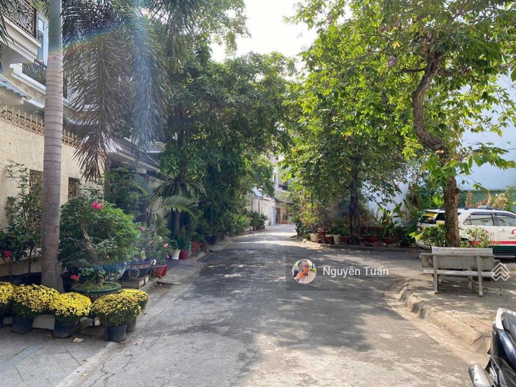 Lô đẹp ven sông khu biệt thự trần não  view thoáng  vị trí kim cương