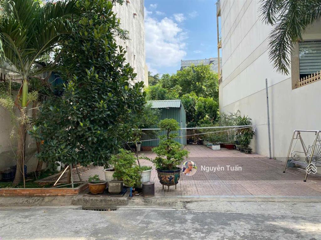 Lô đẹp ven sông khu biệt thự trần não  view thoáng  vị trí kim cương