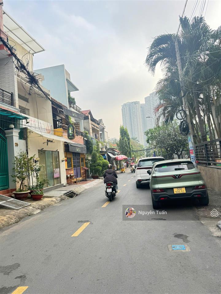 Nhà phố hiện đại cao cấp thảo điền  đang cho thuê  giá tốt 40 tỷ  tp thủ đức