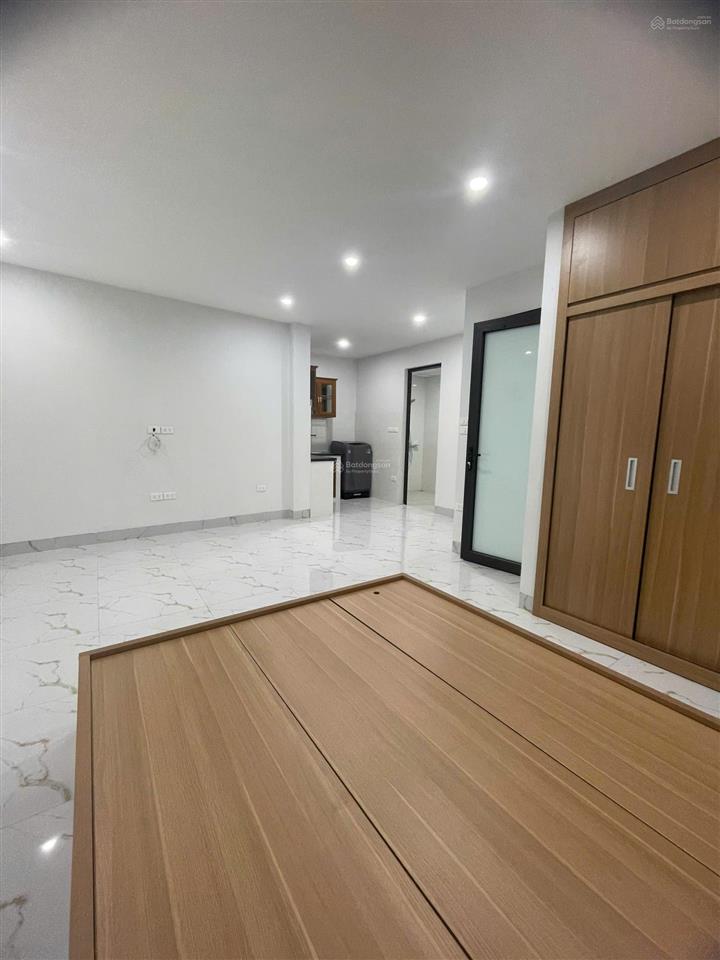 Ngõ 158 yên hòa căn mới tinh, siêu rộng, ban công thoáng, máy giặt riêng