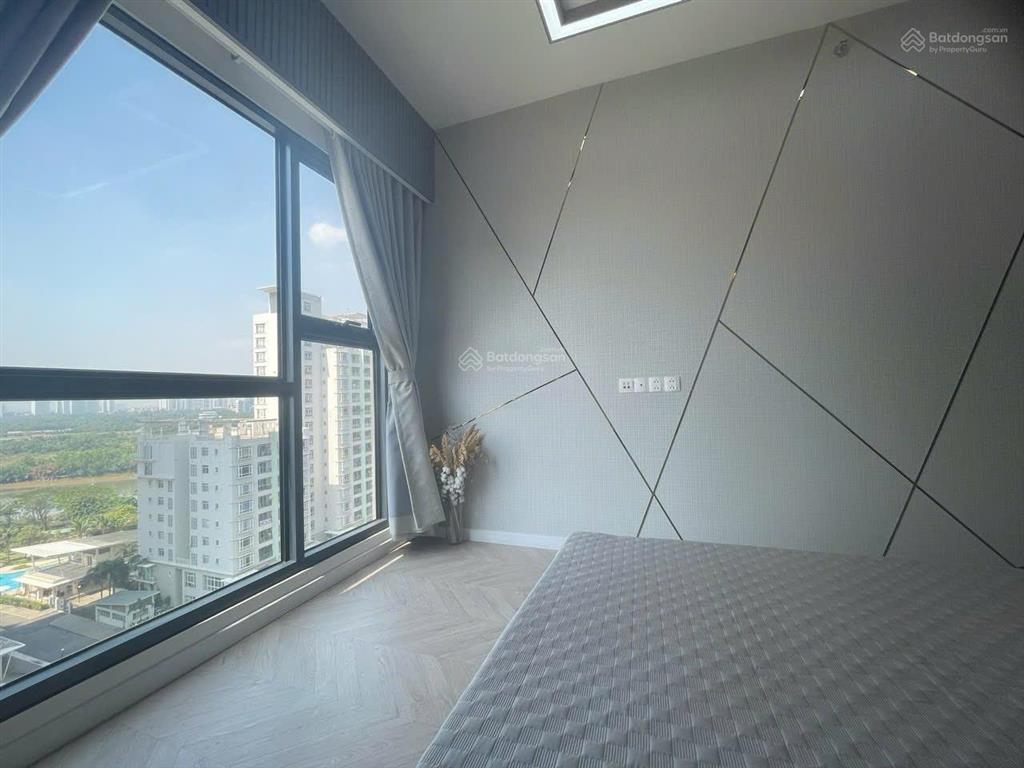 Giảm giá! cần bán nhanh căn hộ 2pn saigon south residences dt 76m2 nhà đẹp giá tốt nhất thị trường