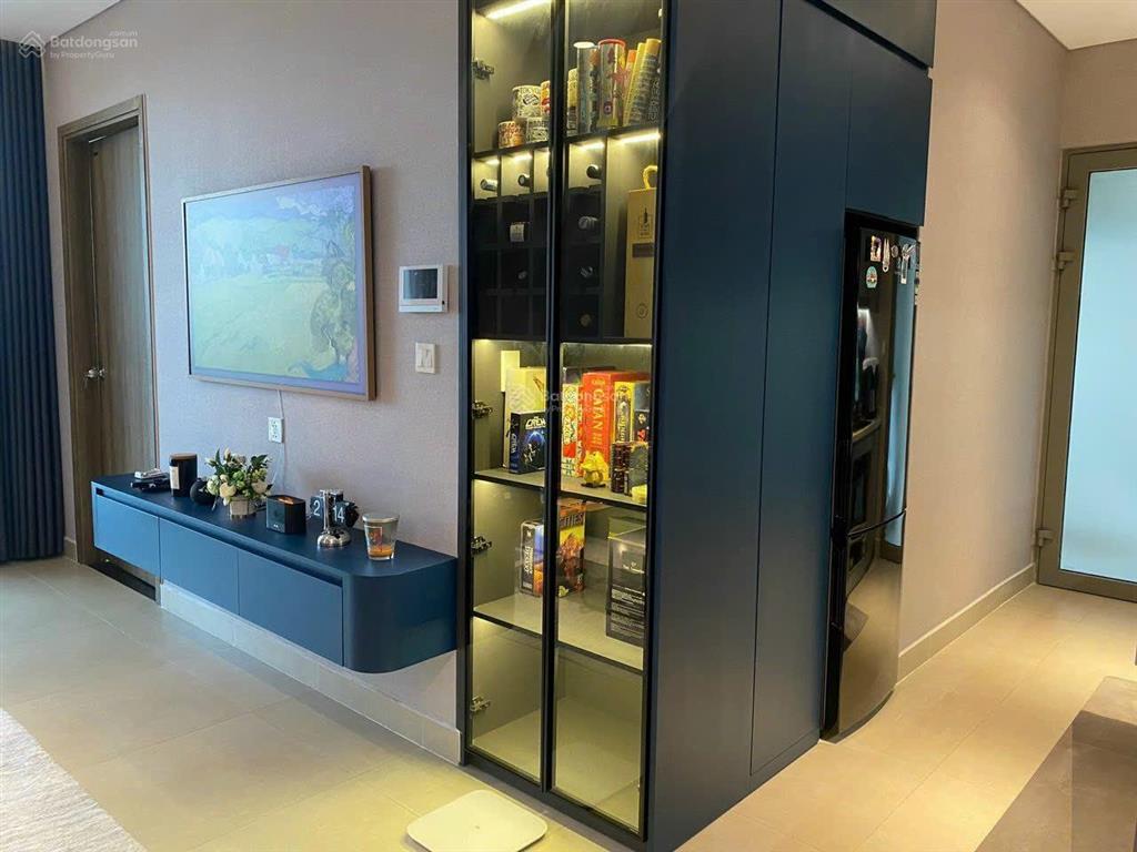 Cần cho thuê gấp căn 2pn hộ saigon south residences nhà đẹp full nội thất giá cực tốt chỉ 14 triệu