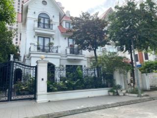 Hiếm! Bán BT hoa hậu 240m2 khu  Geleximco, view vườn hoa, giá đầu tư 