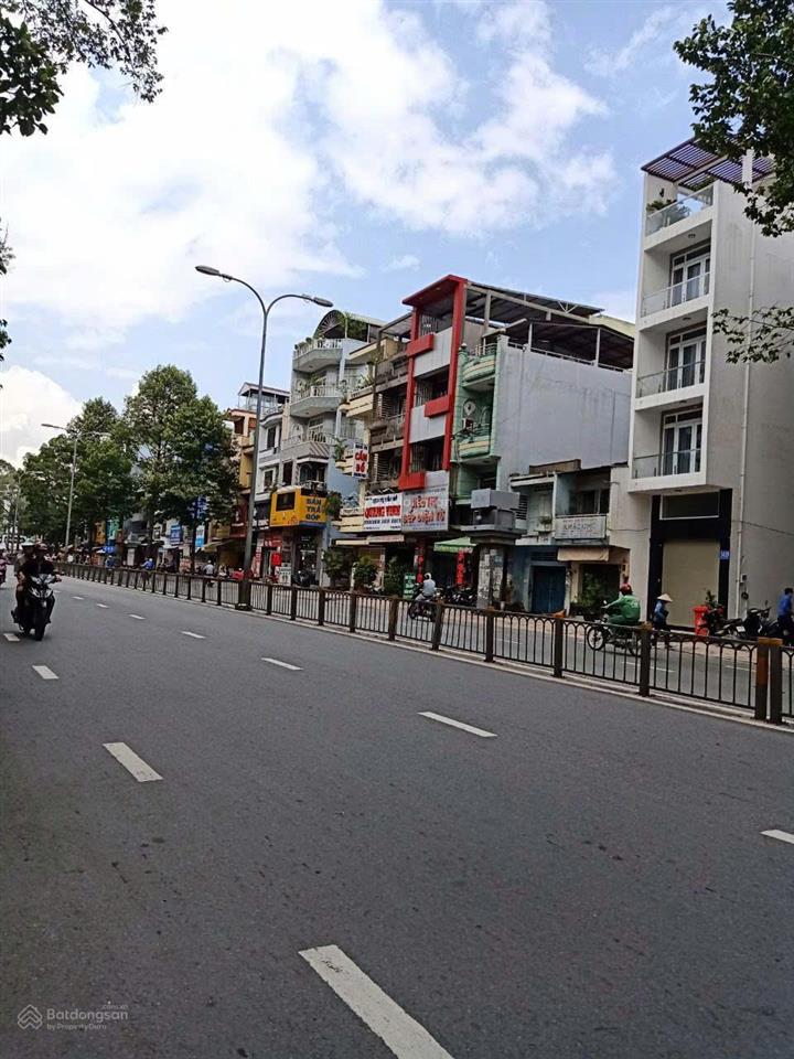 Bán nhà 2 mặt tiền trước sau đường 3/2 q11 dt nh 4.2 x17m có hẻm sau 6m. kc 3t giá chỉ 19.5 tỷ tl