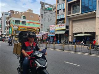 Bán nhà mặt tiền nguyễn thị nhỏ  nguyễn chí thanh 1 đời chủ dt 4 x17m kc 5 tầng p.4.q.11
