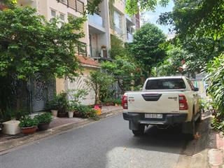 Vị trí đẹp an ninh (5 x 17m) 5 tầng đường cmt8 đối diện công viên lê thị riêngchỉ 23.5 tỷ