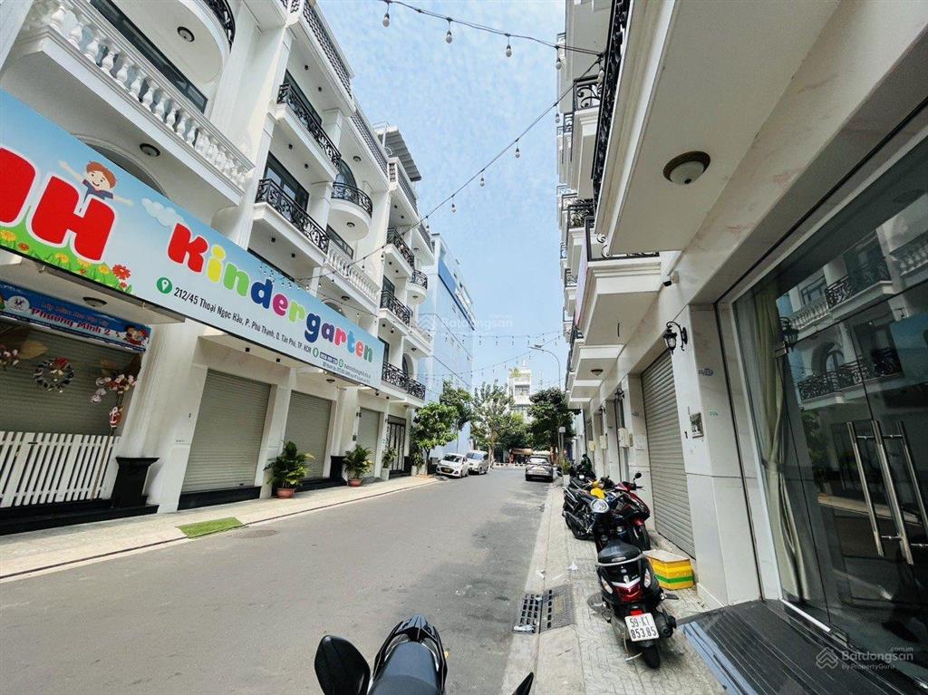 Bán nhà hẻm đường tân sơn nhì, 4mx21m, giá 8 tỷ, 3 lầu, p. tân sơn nhì q. tân phú